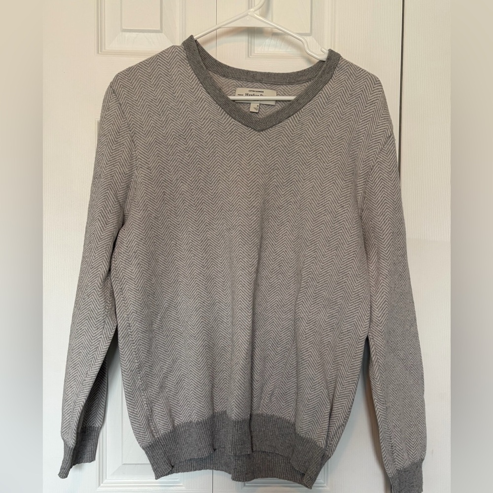 Classic V-Neck Gray Sweater